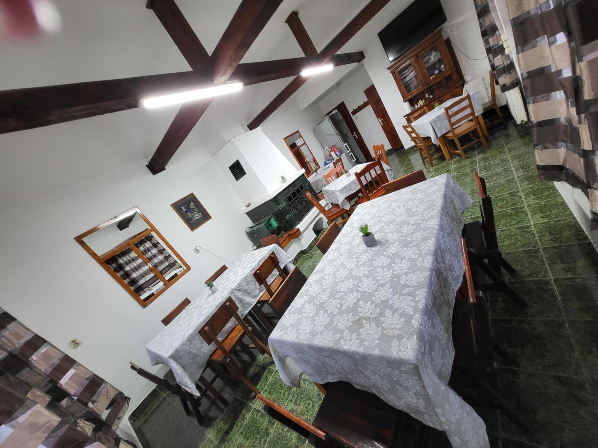 Betty Panzio Hotel Miercurea Ciuc Eksteriør billede