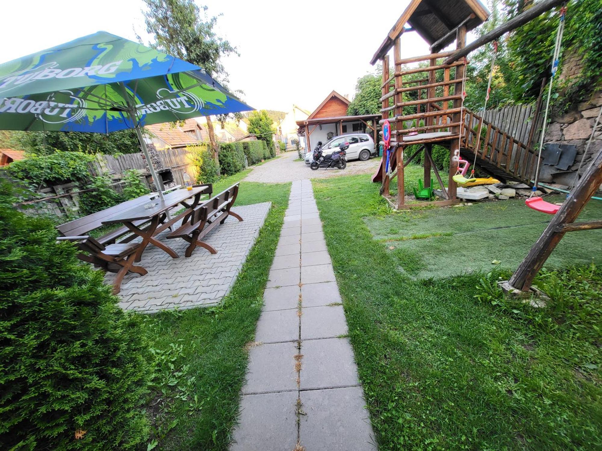 Betty Panzio Hotel Miercurea Ciuc Eksteriør billede