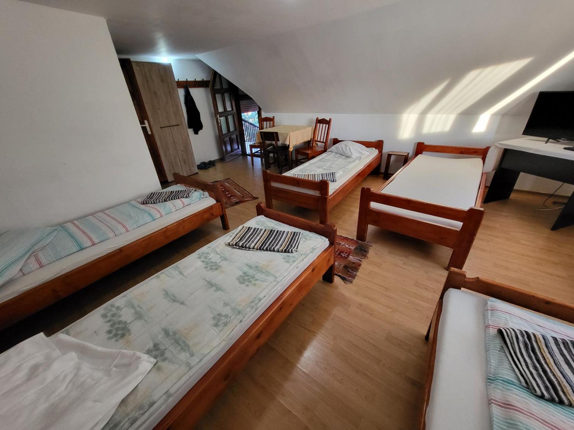 Betty Panzio Hotel Miercurea Ciuc Eksteriør billede