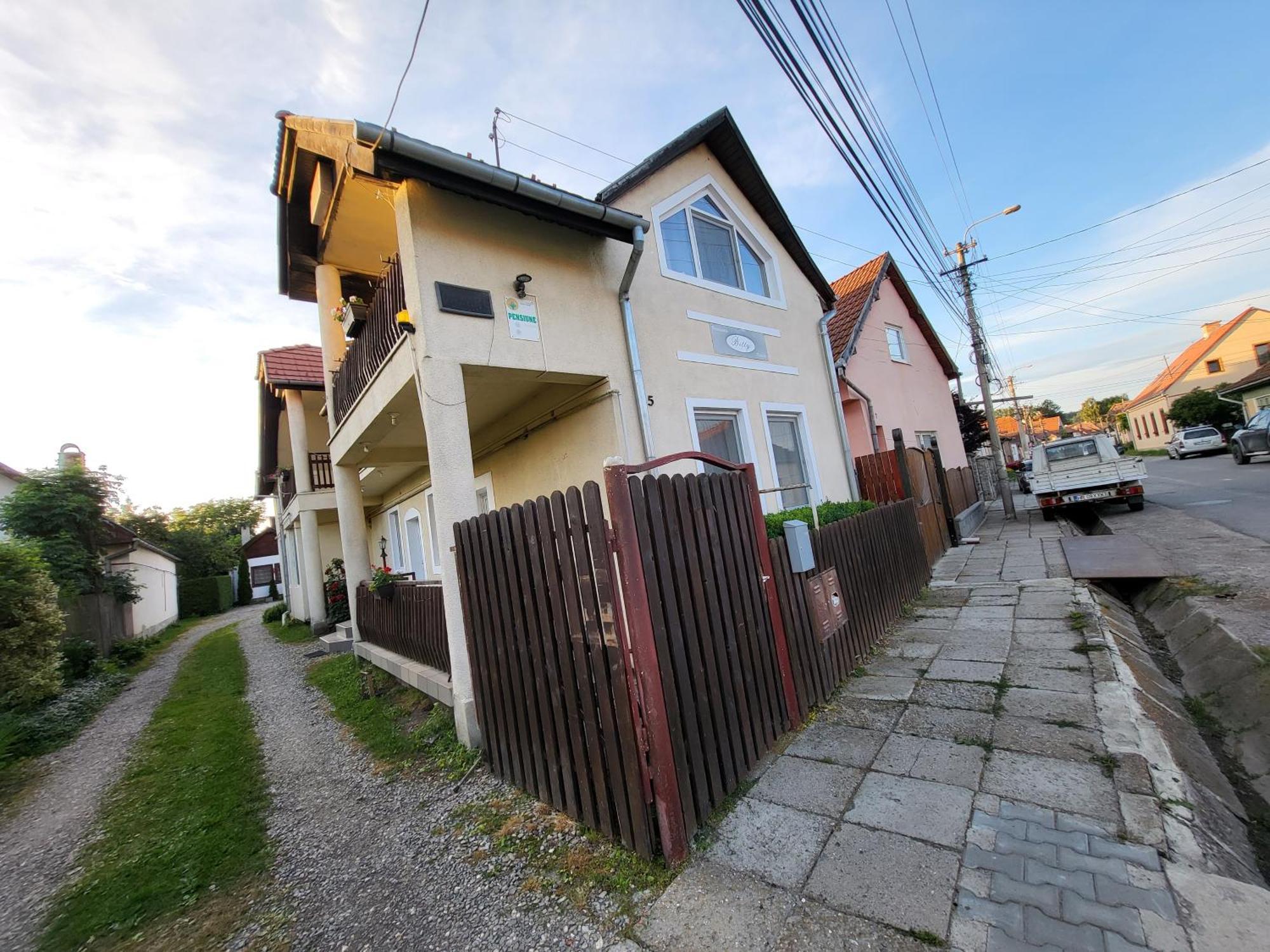 Betty Panzio Hotel Miercurea Ciuc Eksteriør billede
